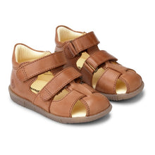 Indlæs billede til gallerivisning Begyndersandal m. velcro, Cognac