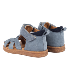 Indlæs billede til gallerivisning Begyndersandal m. velcro, Jeansblå