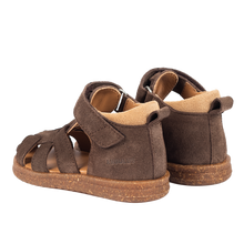Indlæs billede til gallerivisning Begyndersandal m. velcro, Brun
