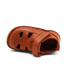 Indlæs billede til gallerivisning Begyndersandal m. velcro, Cognac