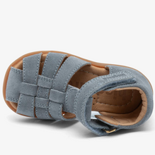 Indlæs billede til gallerivisning Begyndersandal m. velcro, Lyseblå