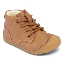 Indlæs billede til gallerivisning Bundgaard begyndersko med Zero Heel sål og snøre lukning/ Cognac