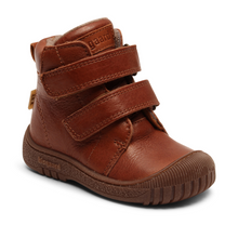 Indlæs billede til gallerivisning Bisgaard begynder TEX-støvle med dobbelt velcrolukning/ Cognac