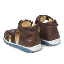 Indlæs billede til gallerivisning Angulus begyndersandal med velcrolukning/ Mørkebrun bag