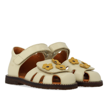 Indlæs billede til gallerivisning Begyndersandal m. velcro, Råhvid
