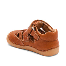 Indlæs billede til gallerivisning Begyndersandal m. velcro, Cognac
